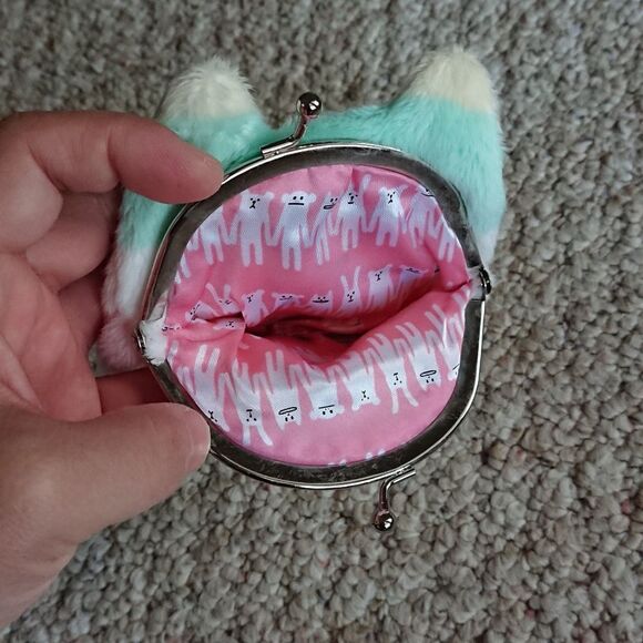 Craftholic Sloth bear change purse - blue/white/pink/green/yellow - Picture 5 of 7